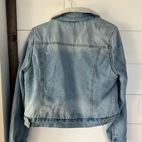Jean Jacket with Sherpa Lining - Picture 4 of 4